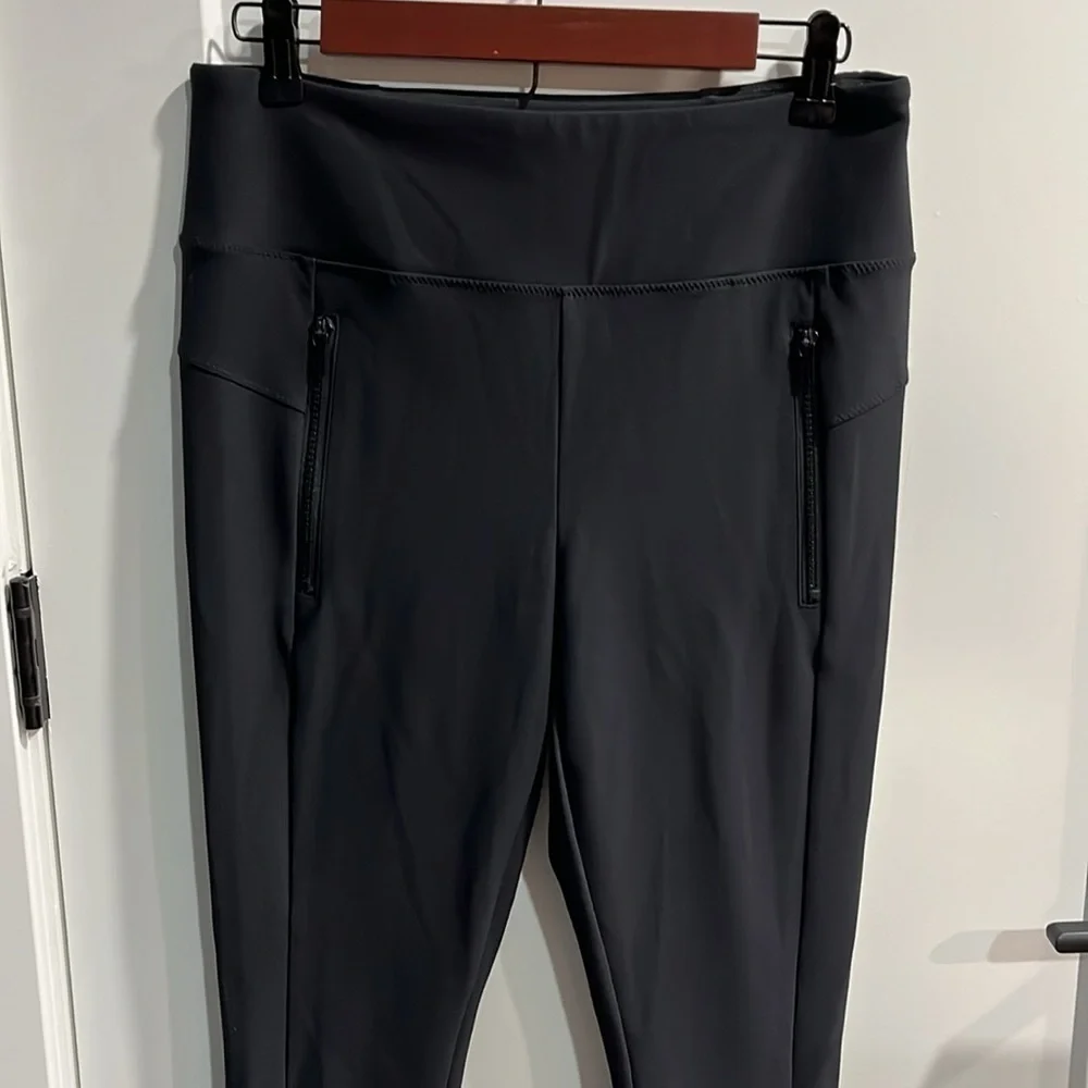 Athleta Pants Stellar Tight Black Side Zippers Stretch Knit Skinny Pant EUC - Picture 4 of 13